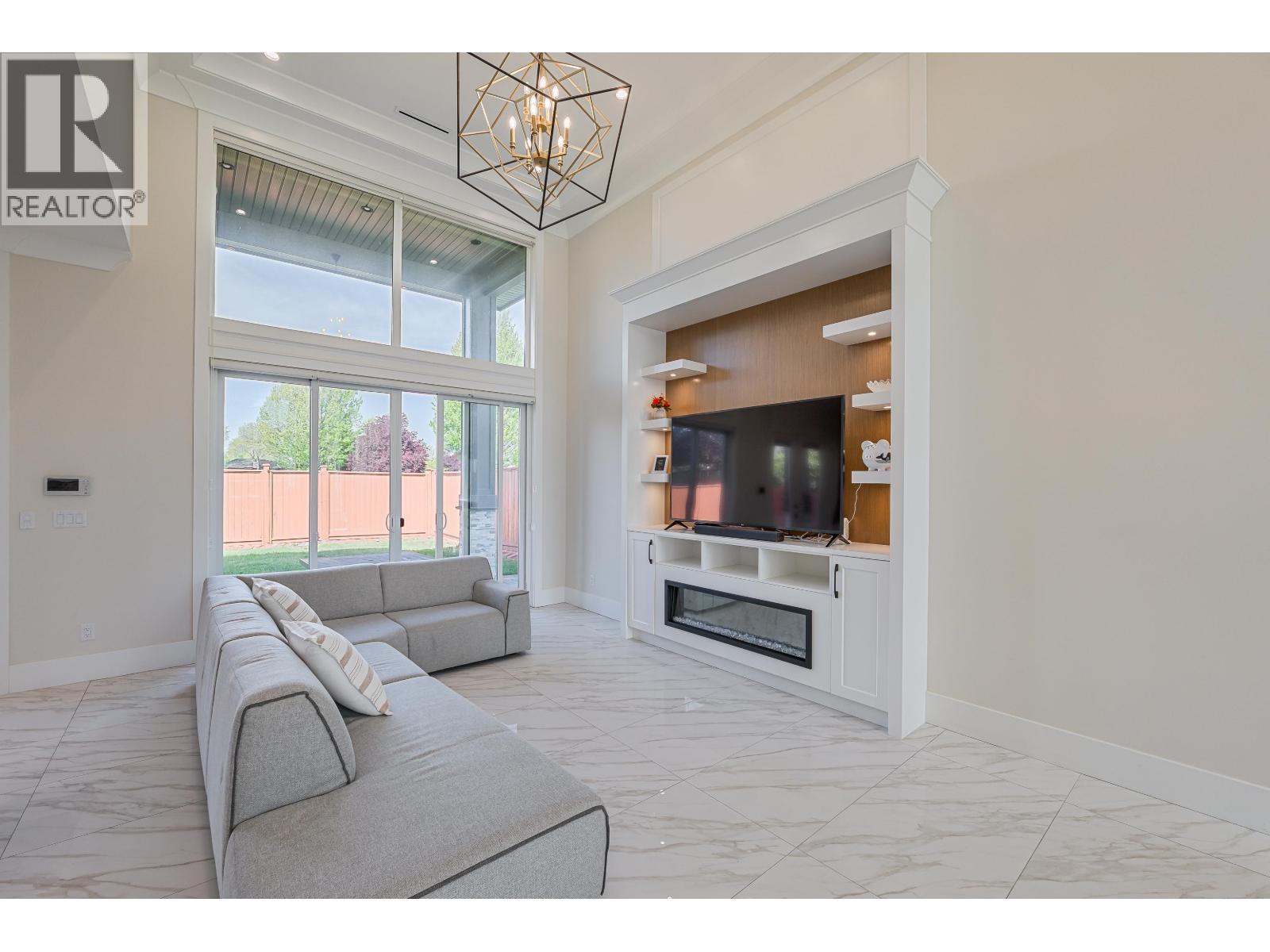 8511 Sierpina Drive, Richmond, British Columbia  V7A 4M8 - Photo 8 - R3046564
