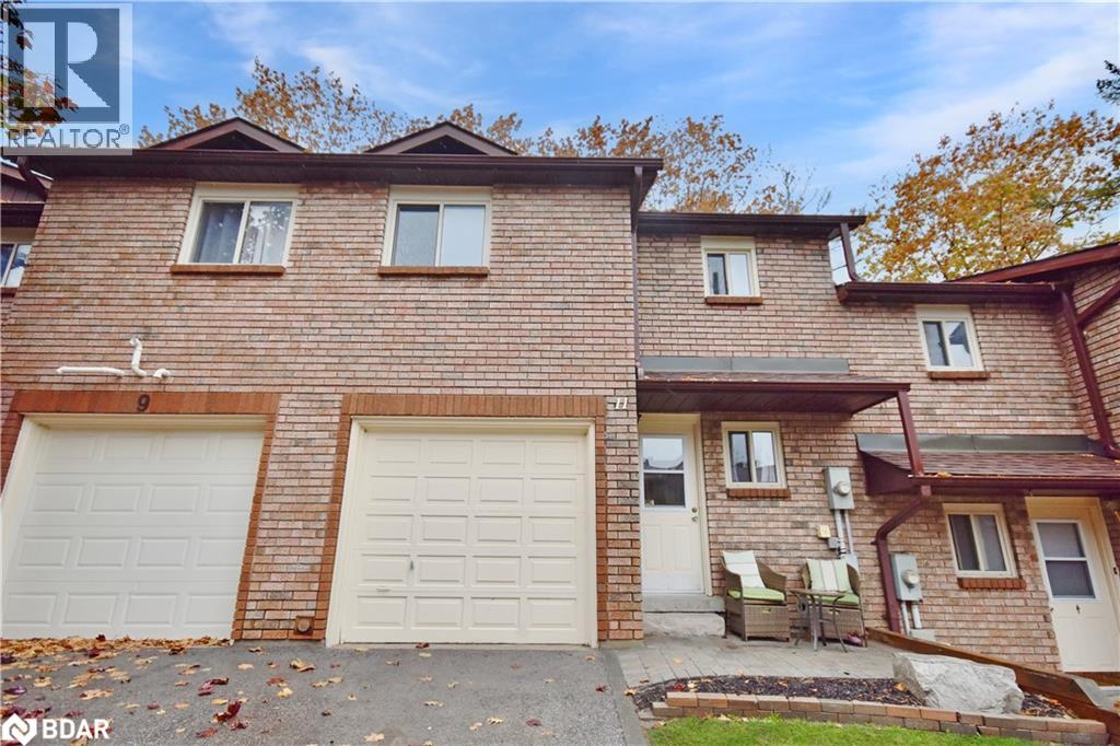 11 Pheasant Trail, Barrie, Ontario  L4N 6W4 - Photo 1 - 40768664