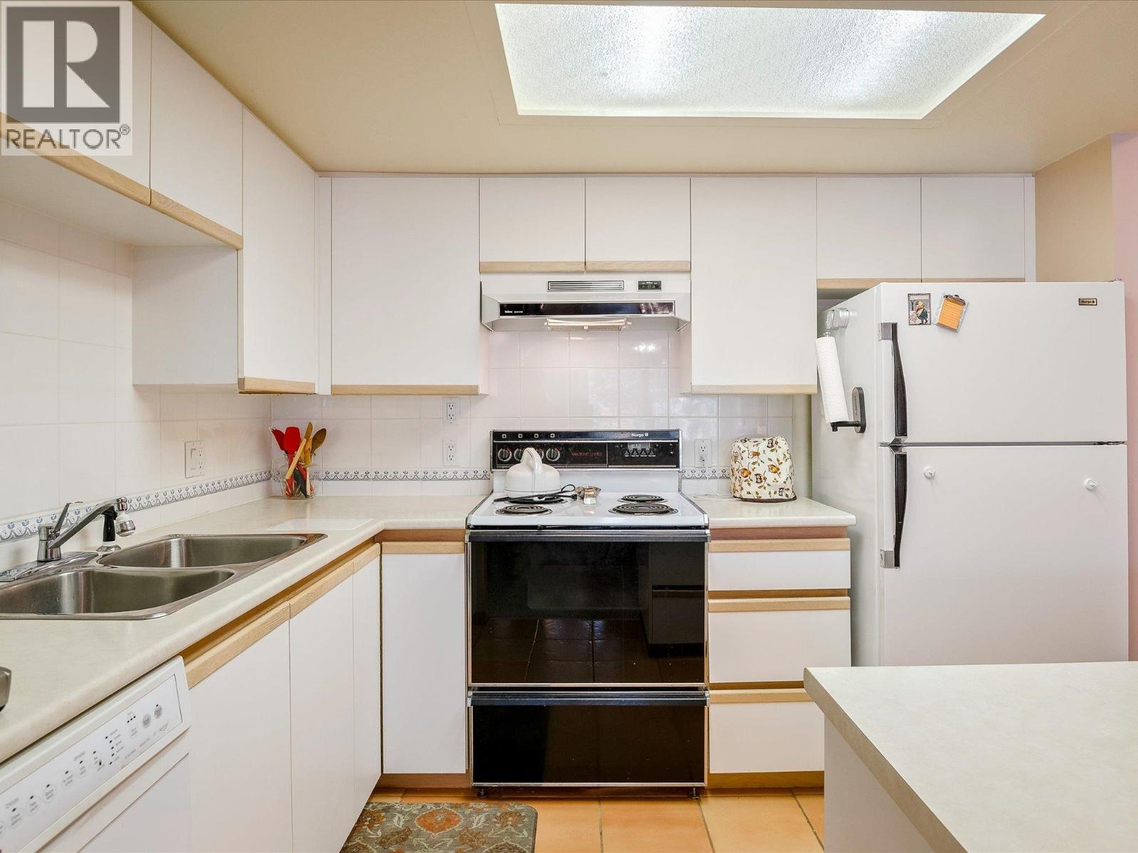 209 3317 Ptarmigan Place, Whistler, British Columbia  V8E 0V7 - Photo 13 - R3041062
