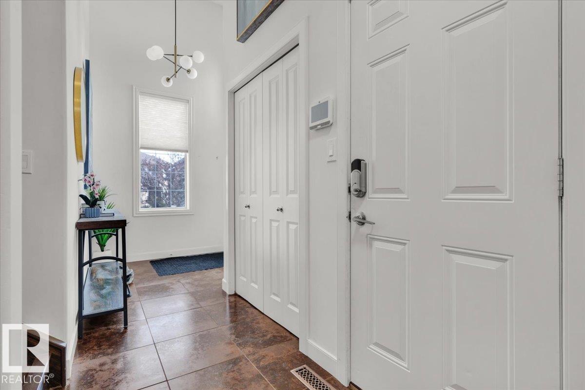 1404 Latta Co Nw, Edmonton, Alberta  T6R 3N2 - Photo 7 - E4457125