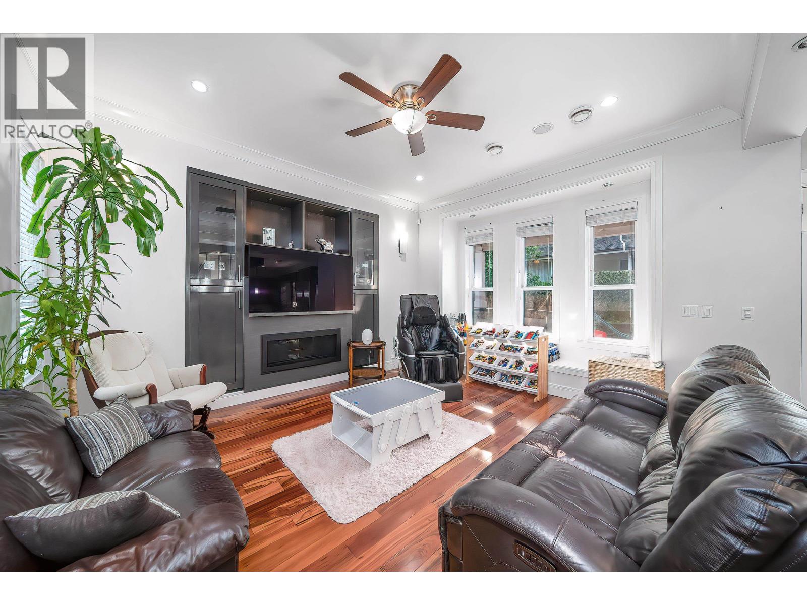 7418 Stanley Street, Burnaby, British Columbia  V5E 3Z7 - Photo 12 - R3045257