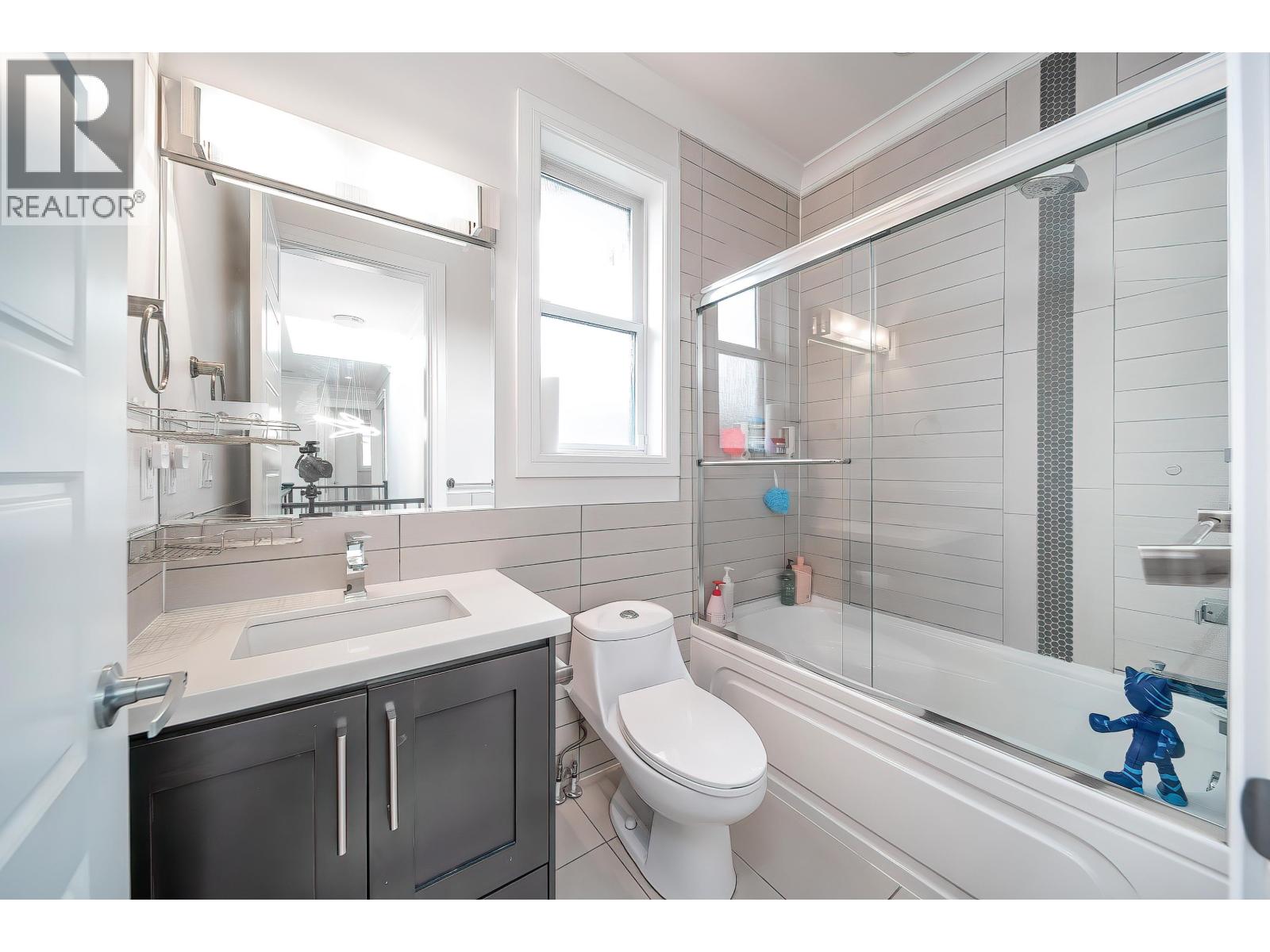 7418 Stanley Street, Burnaby, British Columbia  V5E 3Z7 - Photo 26 - R3045257