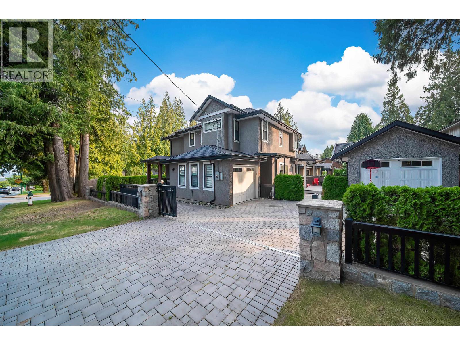 7418 Stanley Street, Burnaby, British Columbia  V5E 3Z7 - Photo 5 - R3045257
