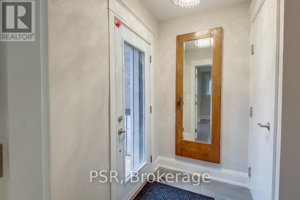 2nd Floor - 109 Neville Park Boulevard, Toronto, Ontario  M4E 3P7 - Photo 4 - E12395857