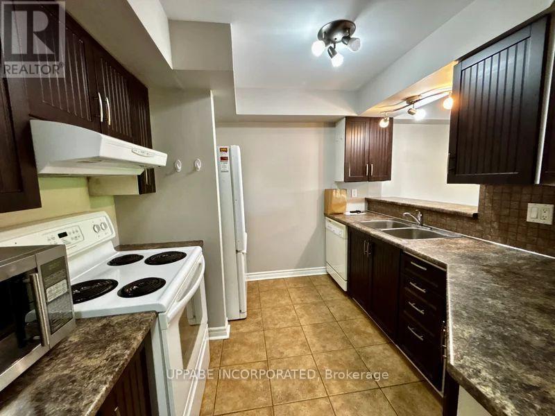 F - 37 Robinson Avenue, Ottawa, Ontario  K1N 8N8 - Photo 3 - X12395905
