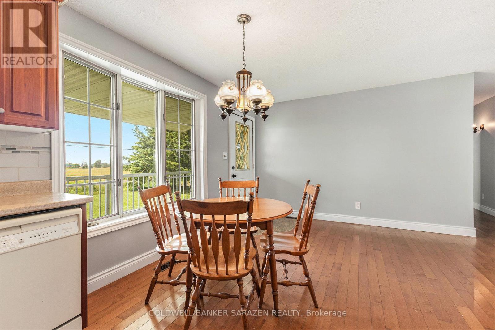 402 Scheel Drive, Mcnab/braeside, Ontario  K7S 3G8 - Photo 15 - X12395922