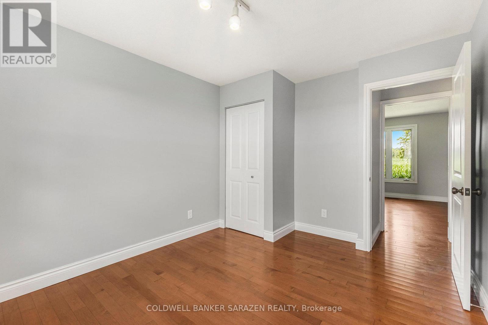 402 Scheel Drive, Mcnab/braeside, Ontario  K7S 3G8 - Photo 20 - X12395922