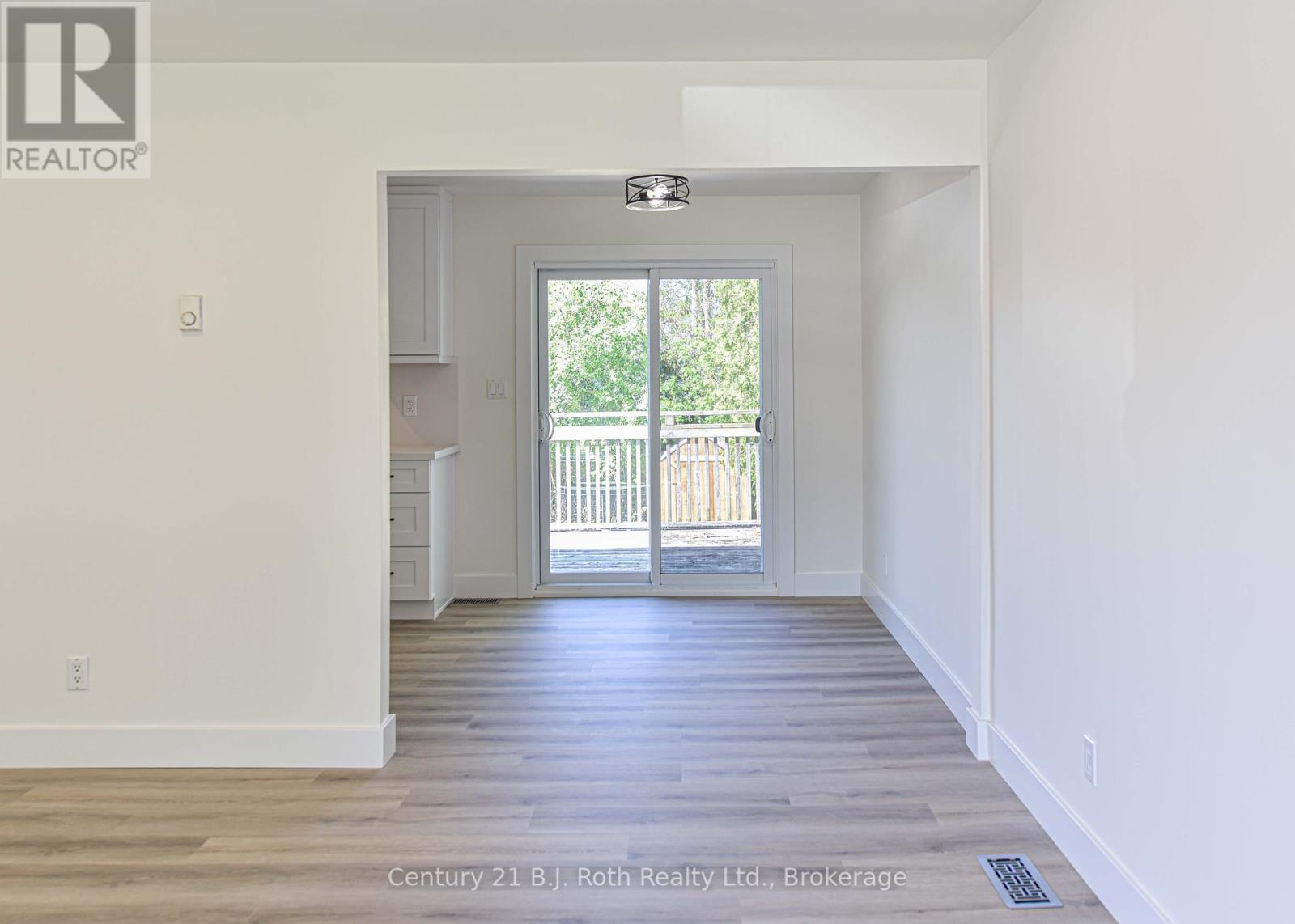 571 High Street, Orillia, Ontario  L3V 4Y2 - Photo 14 - S12395900