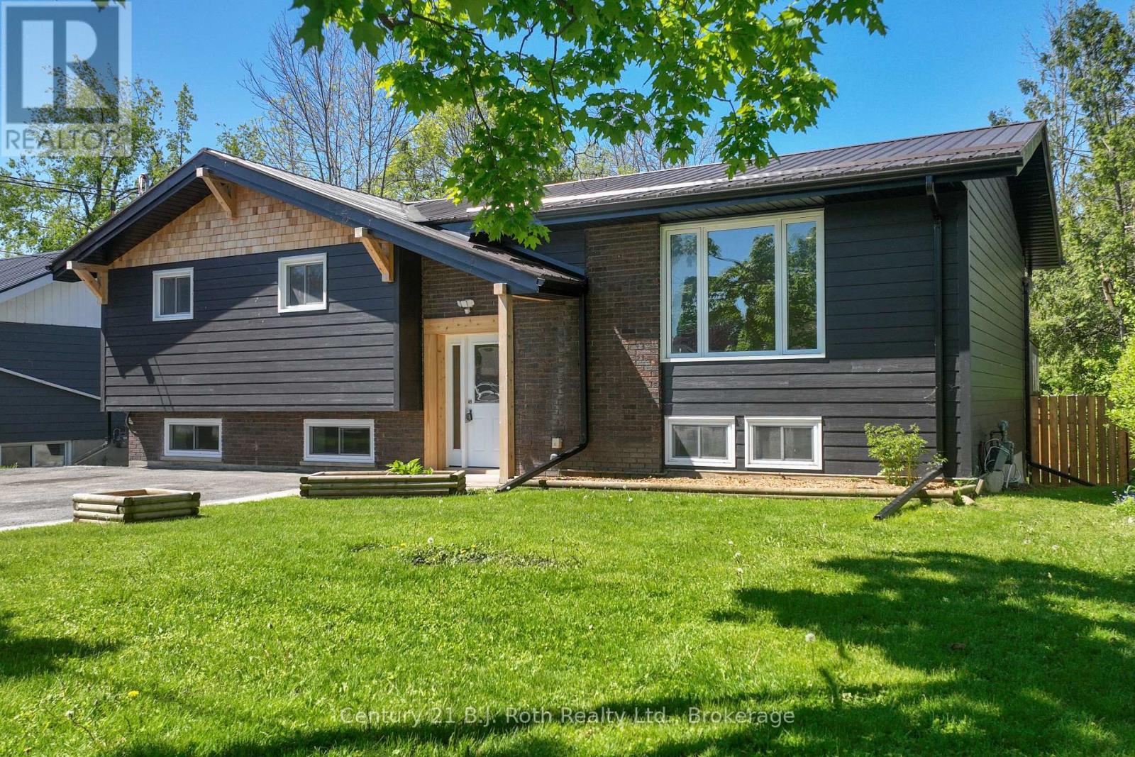 Property at 571 HIGH STREET image 2