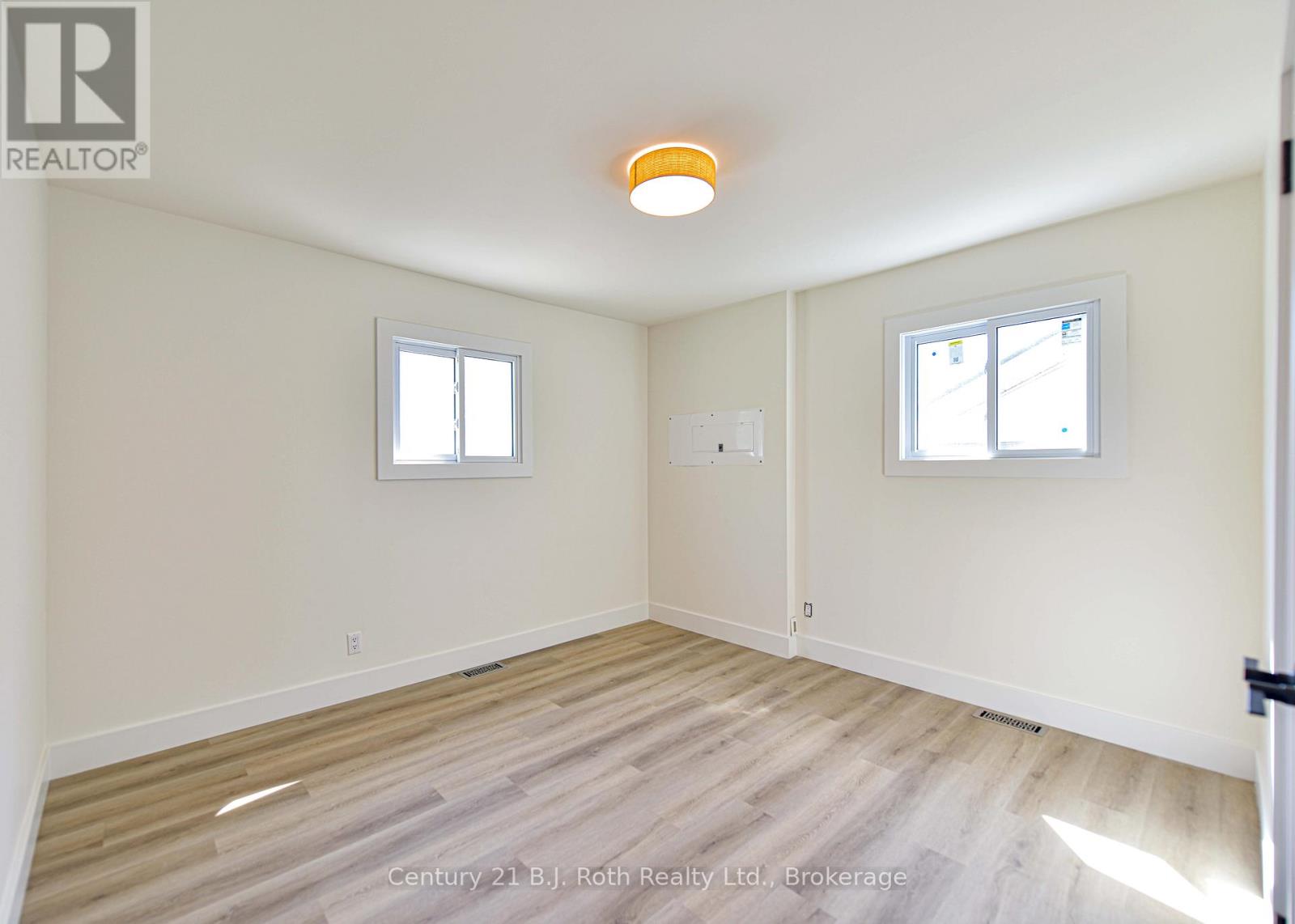 571 High Street, Orillia, Ontario  L3V 4Y2 - Photo 26 - S12395900