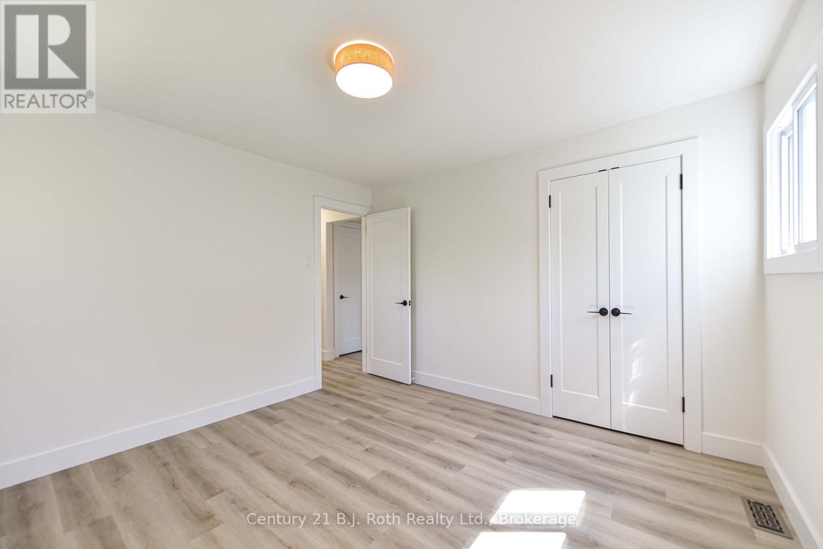 571 High Street, Orillia, Ontario  L3V 4Y2 - Photo 28 - S12395900