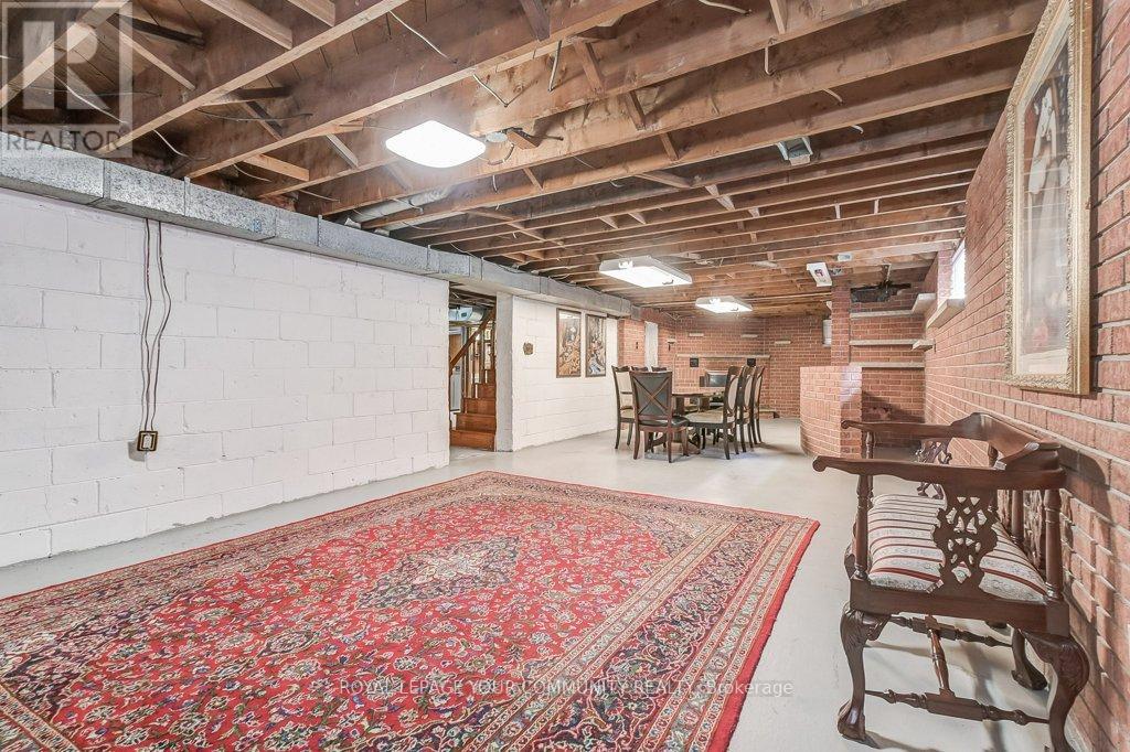 52 Whitburn Crescent, Toronto, Ontario  M3M 2S4 - Photo 24 - W12395869