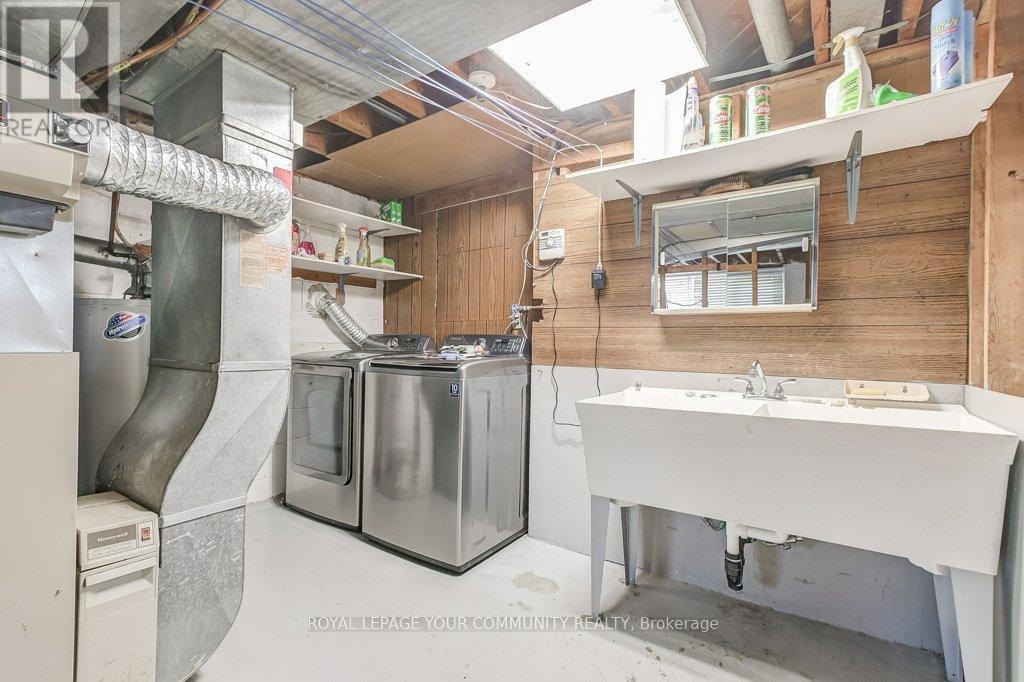 52 Whitburn Crescent, Toronto, Ontario  M3M 2S4 - Photo 31 - W12395869