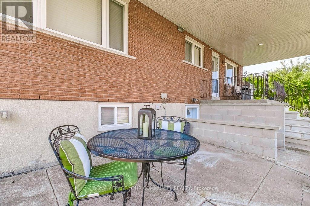 52 Whitburn Crescent, Toronto, Ontario  M3M 2S4 - Photo 34 - W12395869