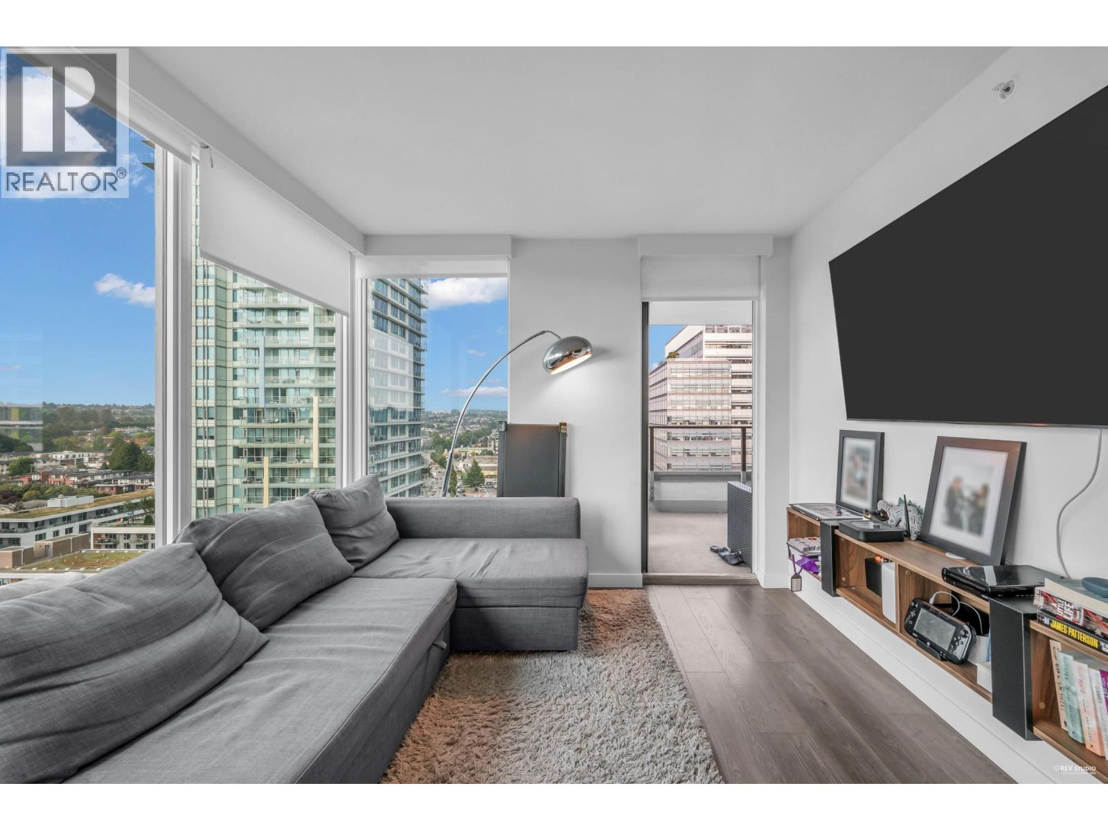 1605 8189 Cambie Street, Vancouver, British Columbia  V6P 0G6 - Photo 2 - R3045648