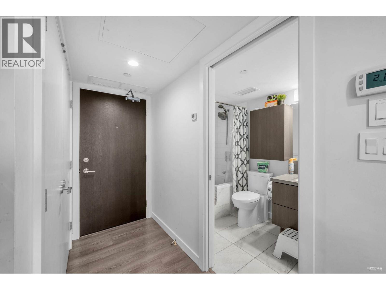 1605 8189 Cambie Street, Vancouver, British Columbia  V6P 0G6 - Photo 3 - R3045648