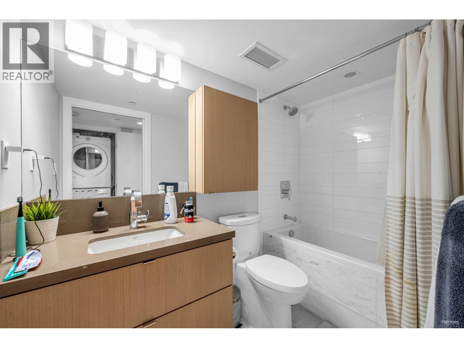 2504 8189 Cambie Street, Vancouver, British Columbia  V6P 0G6 - Photo 4 - R3045663