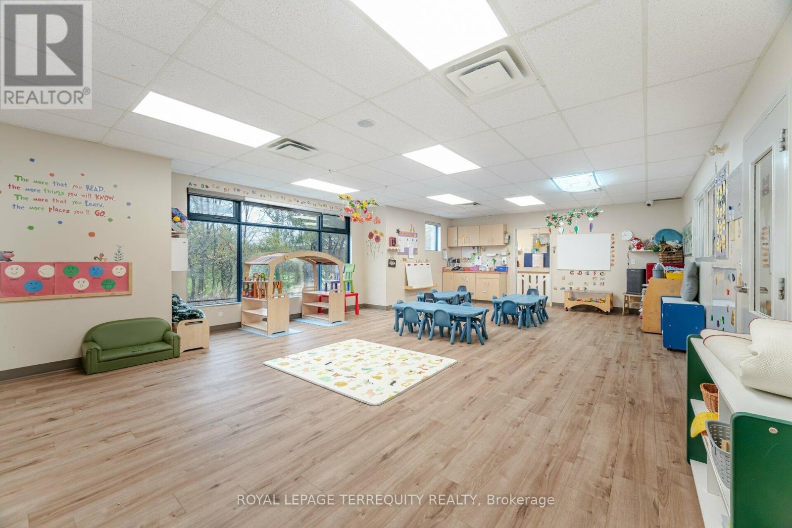 900 Golf Link Road, Hamilton (Ancaster), Ontario  L9K 1J8 - Photo 14 - X12395871