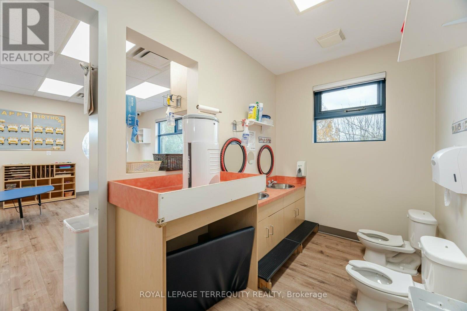 900 Golf Link Road, Hamilton (Ancaster), Ontario  L9K 1J8 - Photo 22 - X12395871