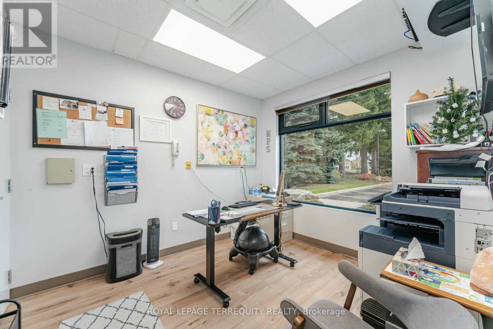 900 Golf Link Road, Hamilton (Ancaster), Ontario  L9K 1J8 - Photo 7 - X12395871