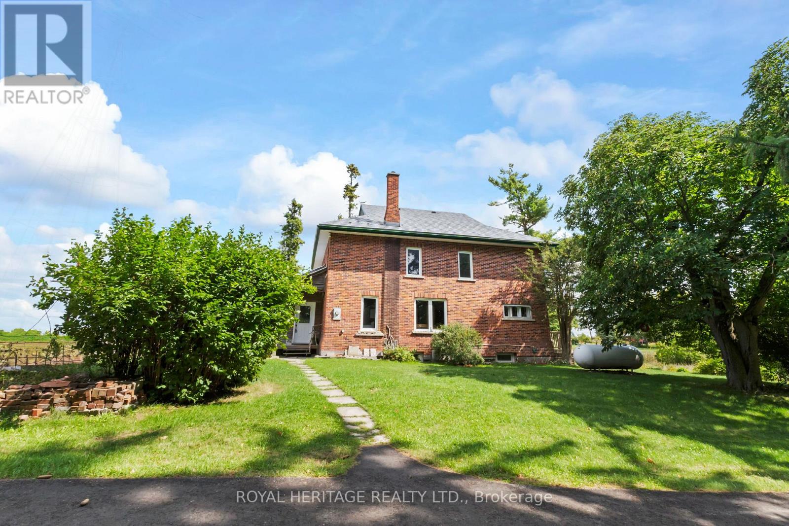 901 Cresswell Road, Kawartha Lakes, Ontario  K0M 2C0 - Photo 1 - X12394430