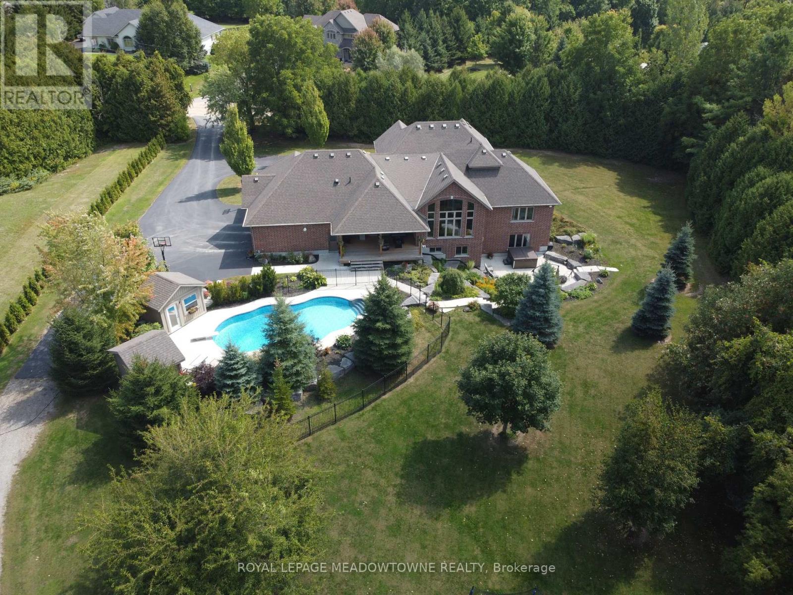 Property at 7412 BOYCE DRIVE image 3