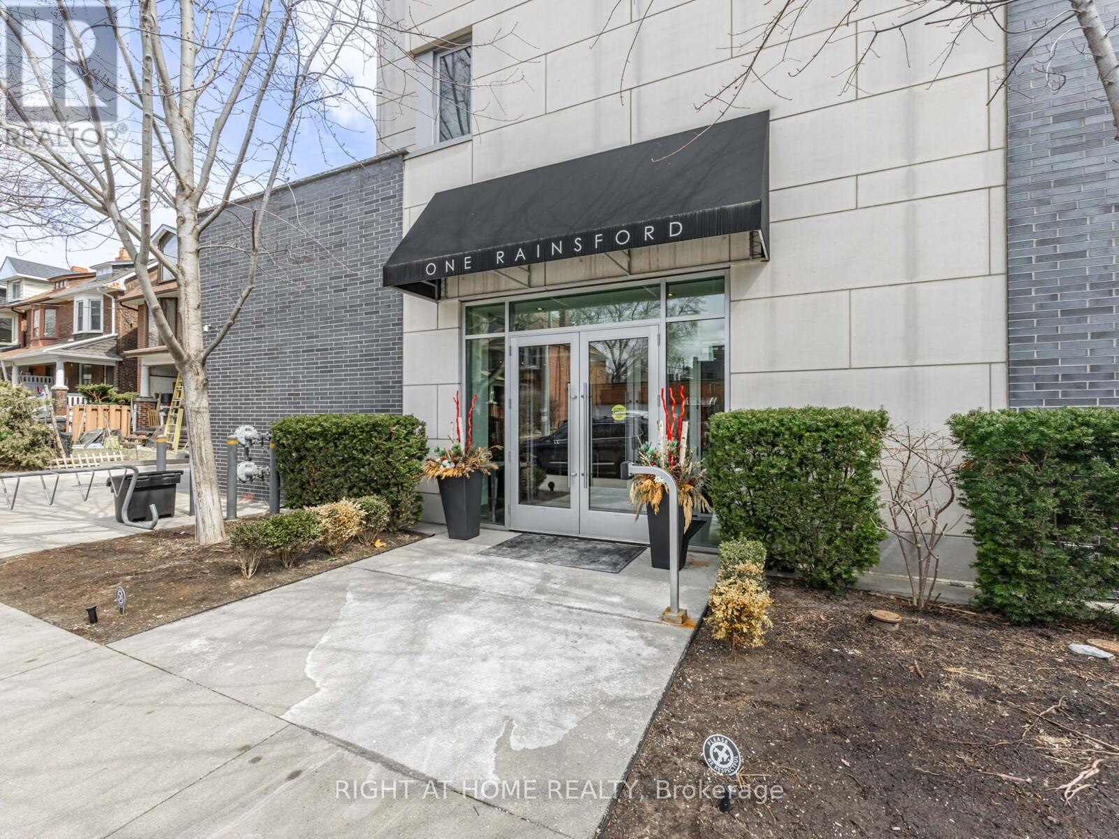 204 - 1 Rainsford Road, Toronto, Ontario  M4L 3N5 - Photo 1 - E12395903