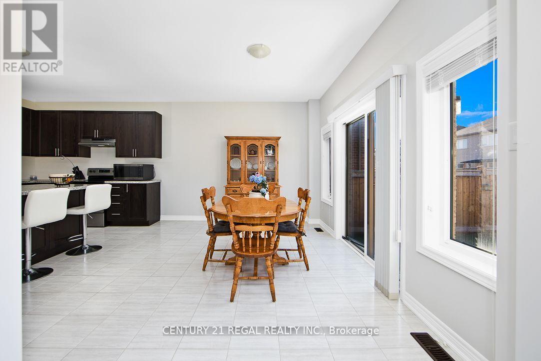 968 Wickham Road, Innisfil, Ontario  L9S 0N5 - Photo 11 - N12395888