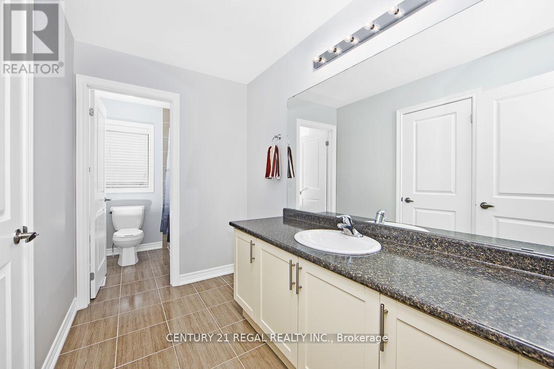 968 Wickham Road, Innisfil, Ontario  L9S 0N5 - Photo 22 - N12395888