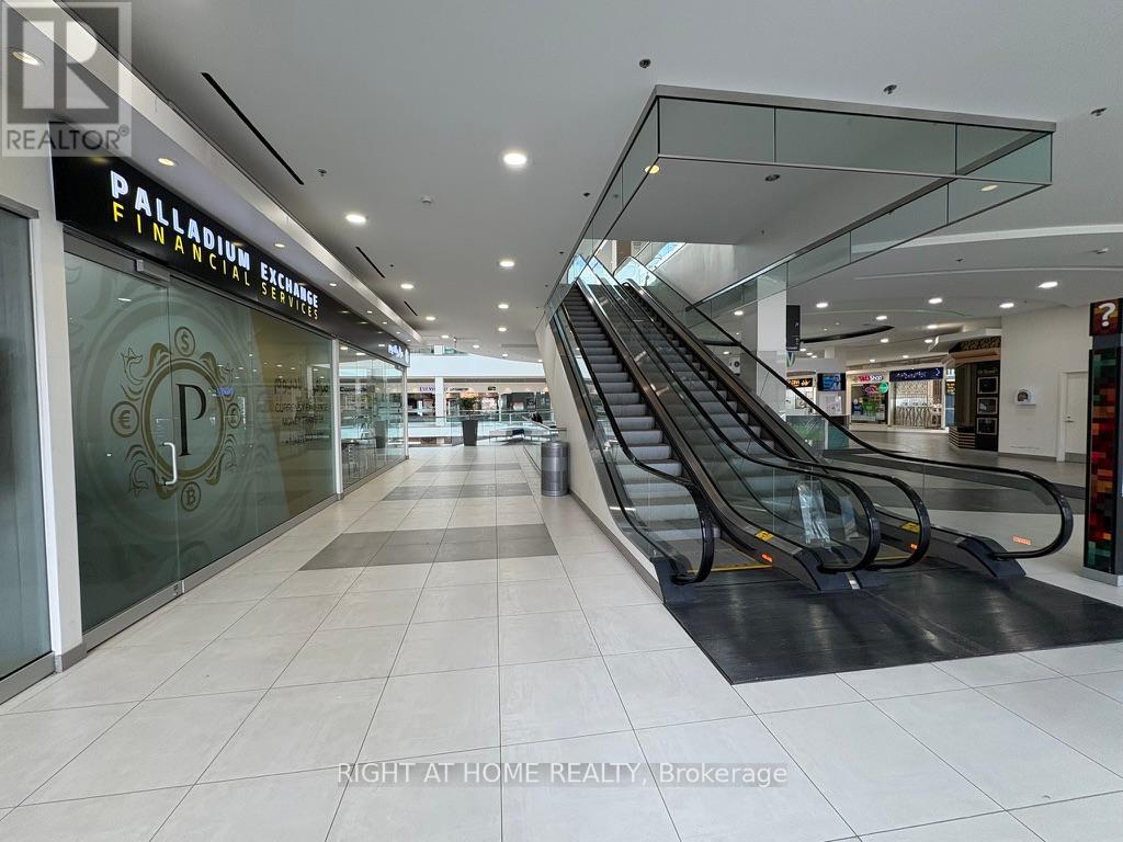 155 - 7181 Yonge Street, Markham, Ontario  L3T 0C7 - Photo 6 - N12395932