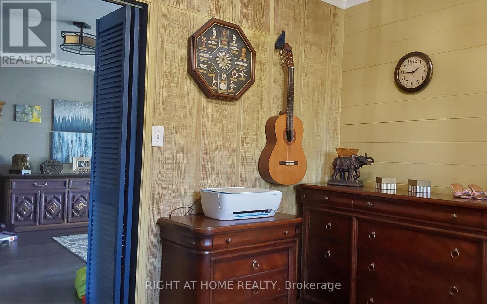 2323 Lakeshore Drive, Ramara, Ontario  L0K 1B0 - Photo 11 - S12395897
