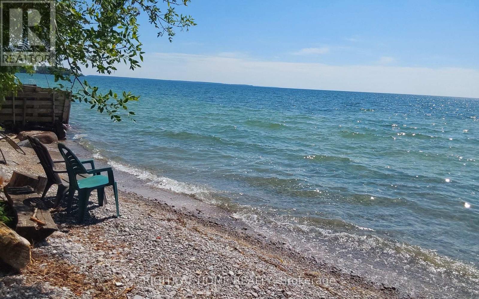 2323 Lakeshore Drive, Ramara, Ontario  L0K 1B0 - Photo 38 - S12395897