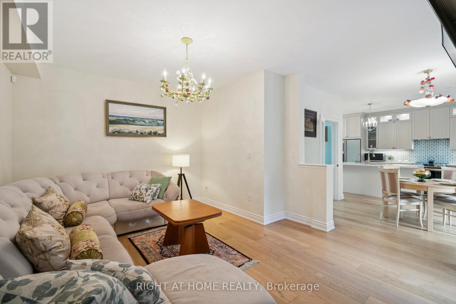 2322 Woodridge Way, Oakville (Wc Wedgewood Creek), Ontario  L6H 6S3 - Photo 15 - W12395884