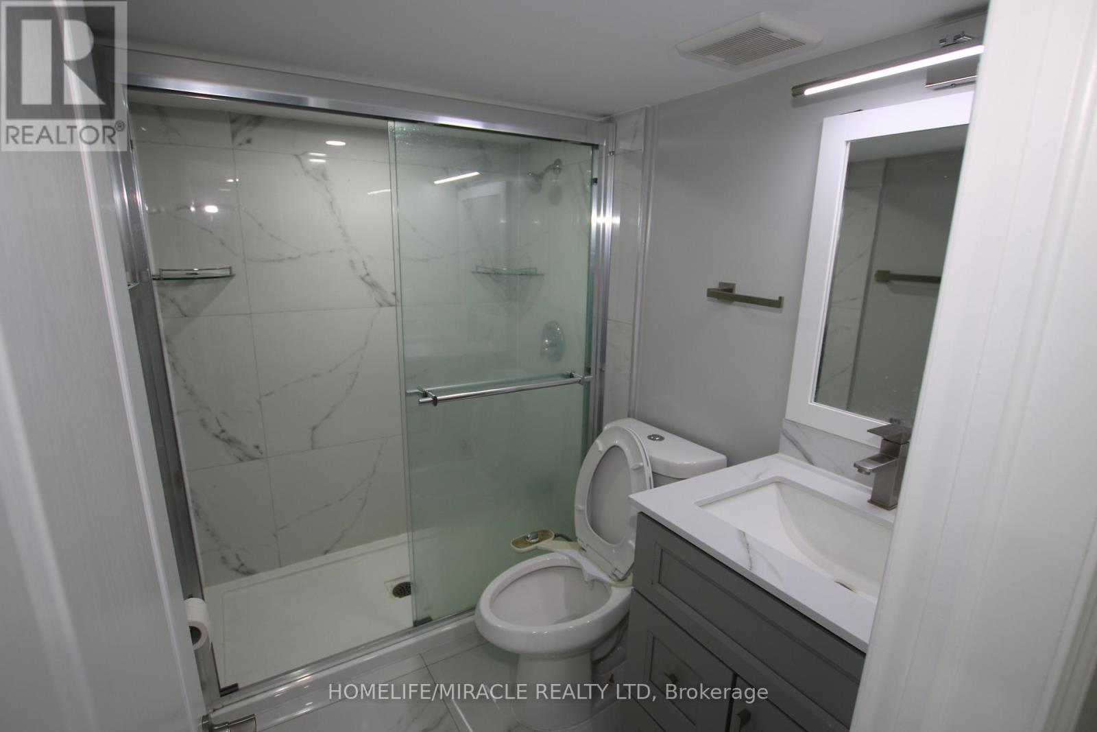 3 Gatsby Square, Brampton, Ontario  L6S 2H4 - Photo 16 - W12395898