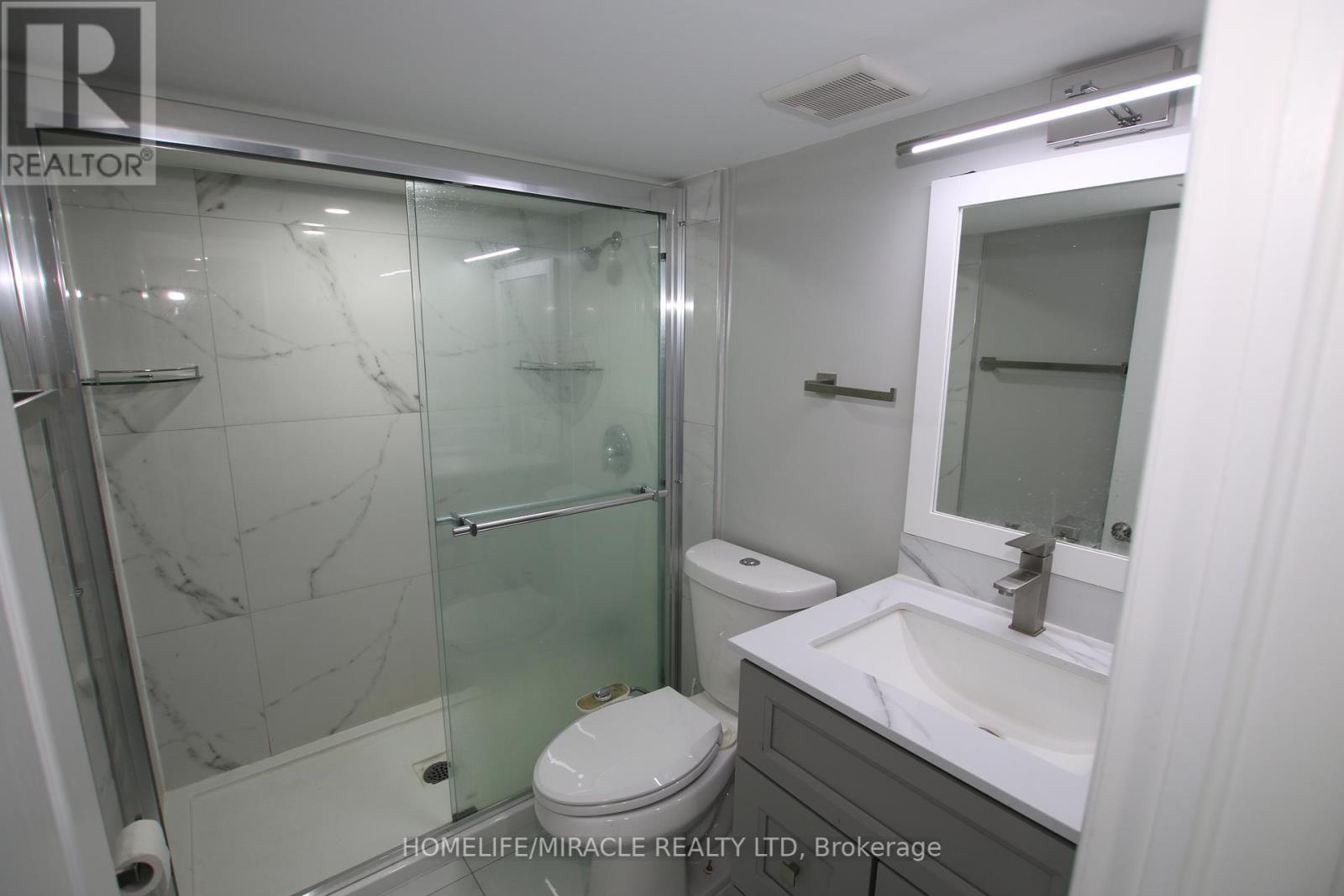 3 Gatsby Square, Brampton, Ontario  L6S 2H4 - Photo 25 - W12395898