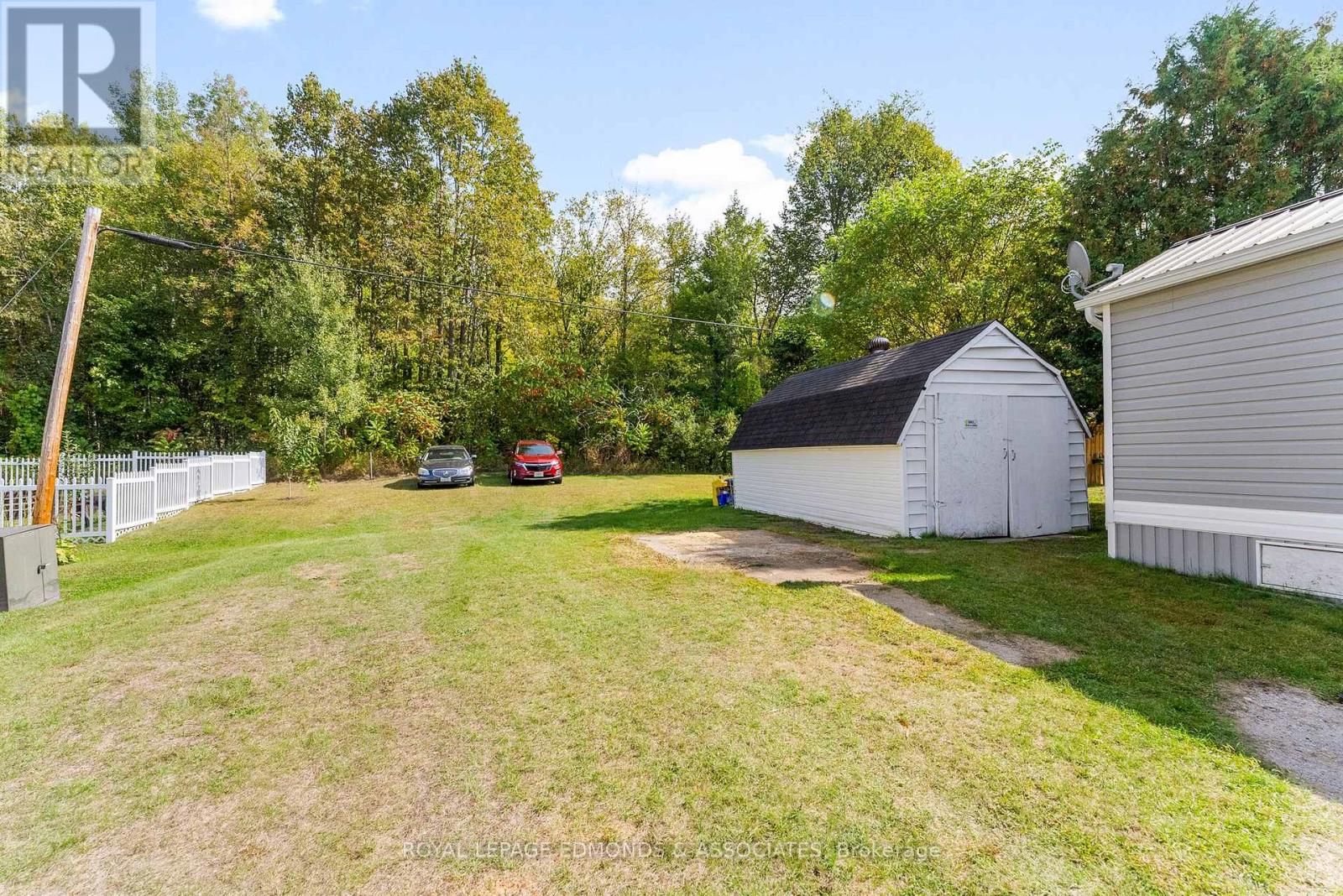 33 Robert Colin Lane, Whitewater Region, Ontario  K0J 1K0 - Photo 26 - X12395943