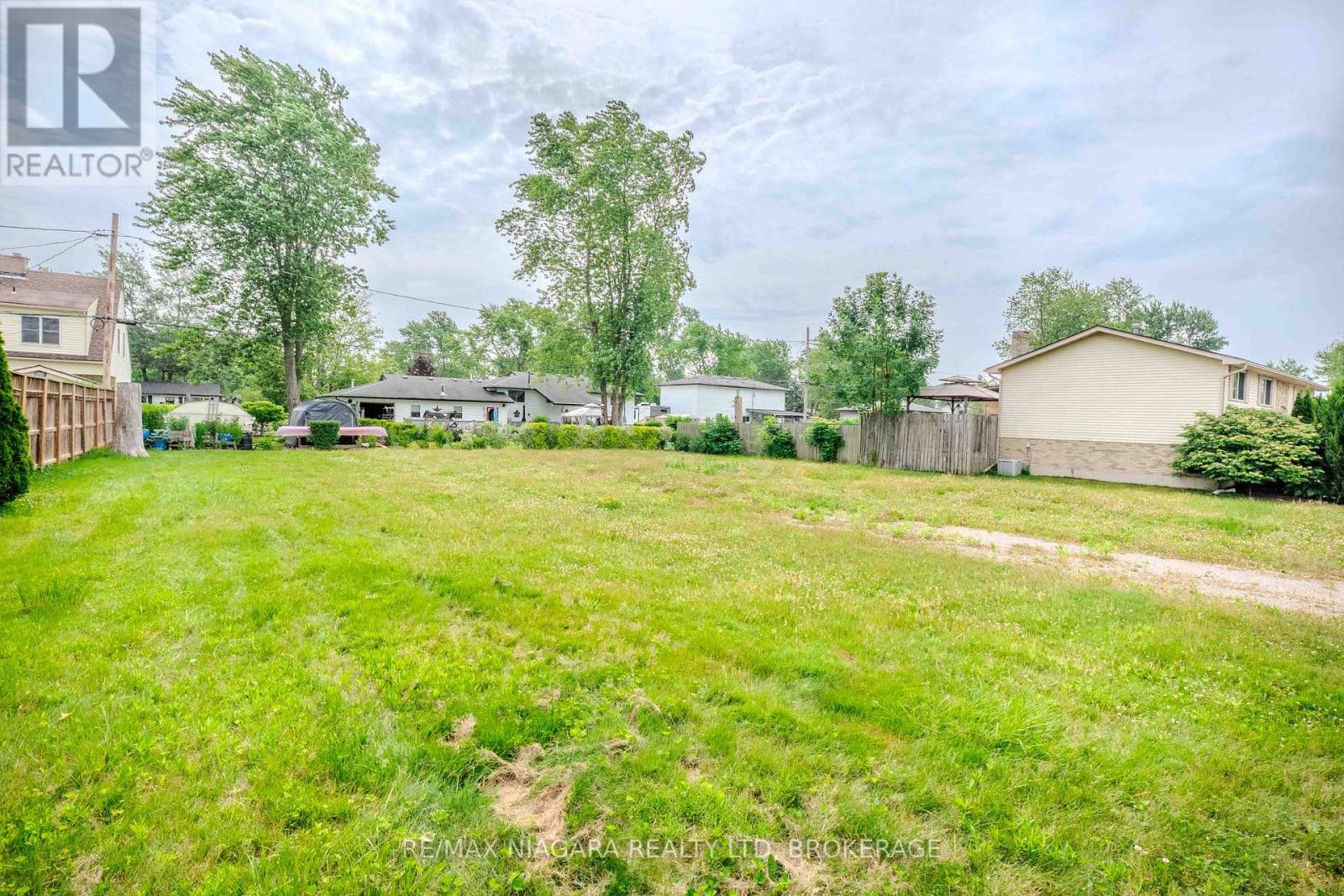 452 Lot 1 Ferndale Avenue, Fort Erie, Ontario  L2A 5C4 - Photo 17 - X12395938