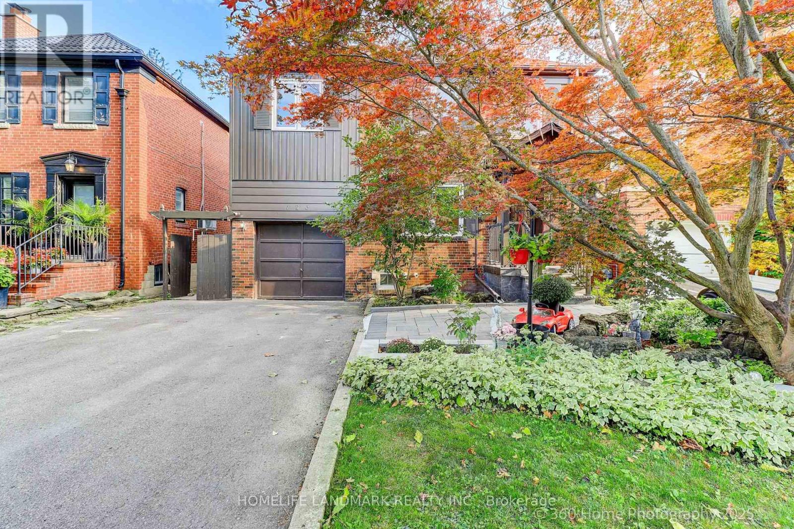 Property at 123 QUEENS DRIVE image 2