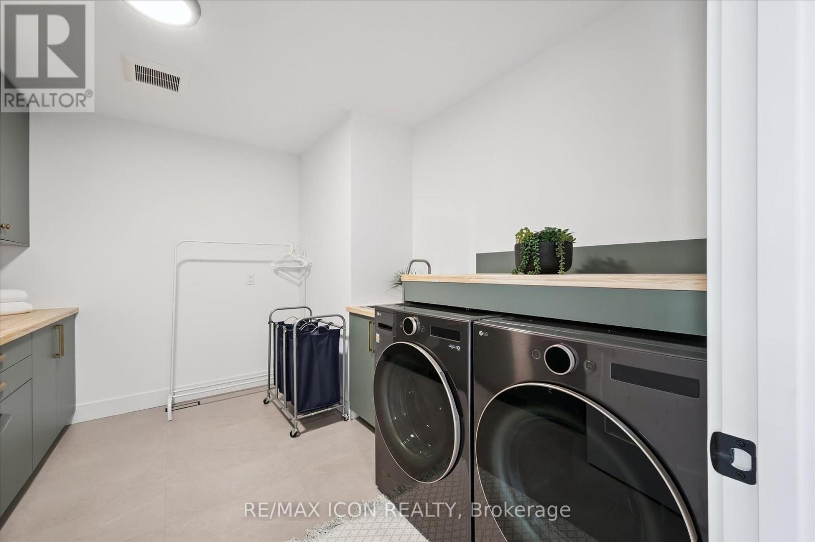 413 Huron Street, Wilmot, Ontario  N3A 1K5 - Photo 43 - X12395908