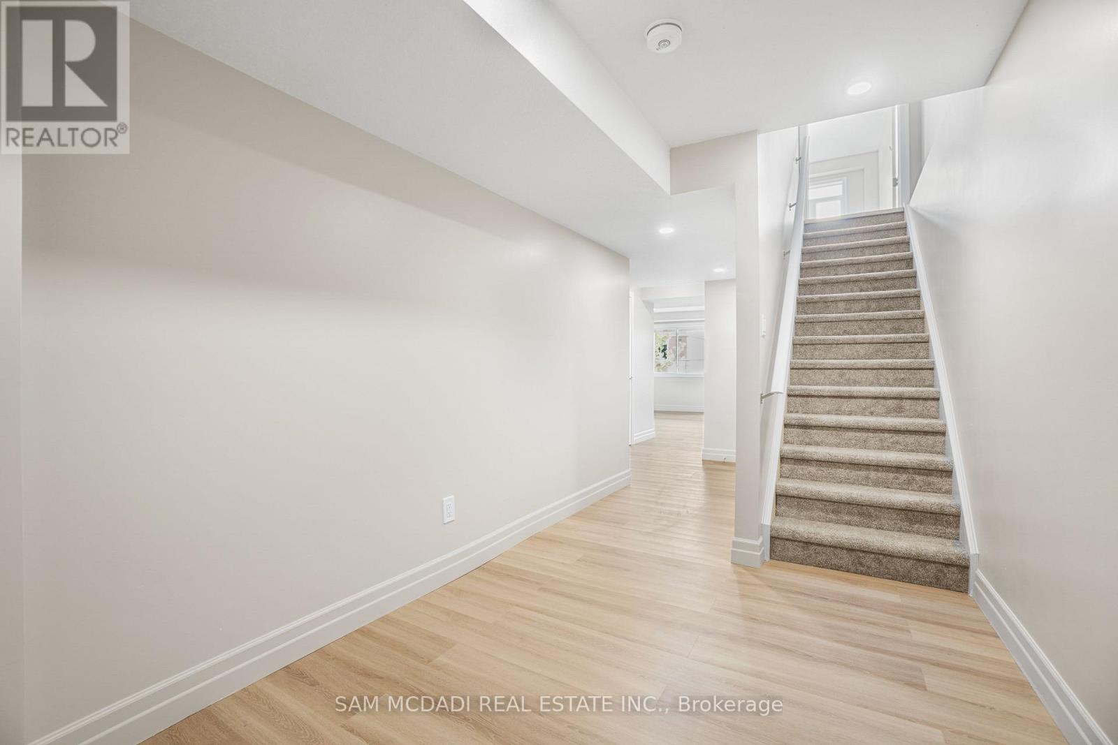 25 - 1023 Devonshire Avenue, Woodstock (Woodstock - North), Ontario  N4S 0E7 - Photo 39 - X12395918