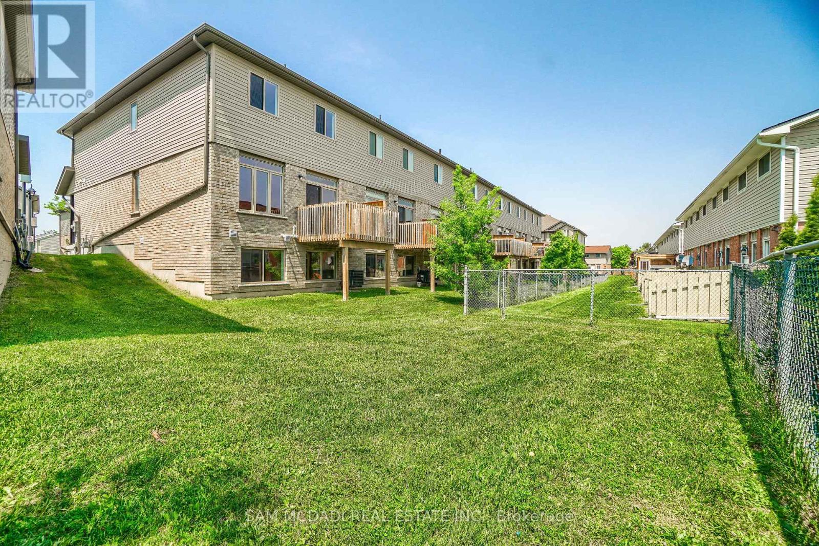 25 - 1023 Devonshire Avenue, Woodstock (Woodstock - North), Ontario  N4S 0E7 - Photo 47 - X12395918