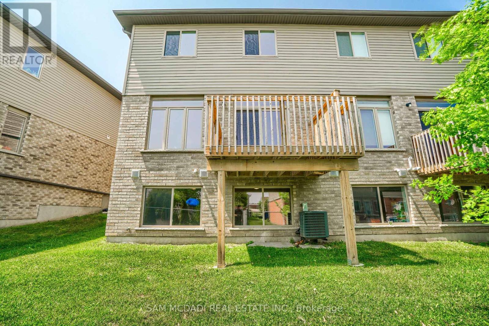 25 - 1023 Devonshire Avenue, Woodstock (Woodstock - North), Ontario  N4S 0E7 - Photo 49 - X12395918