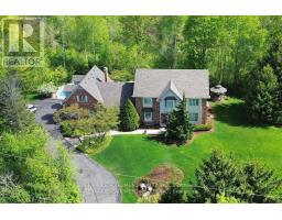 712 Robson Road, Hamilton (Waterdown), Ca