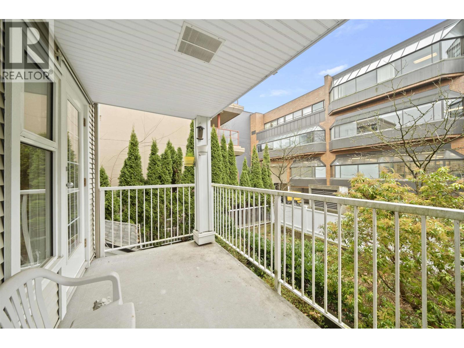 201 1868 W 8th Avenue, Vancouver, British Columbia  V6J 5G3 - Photo 15 - R3046578