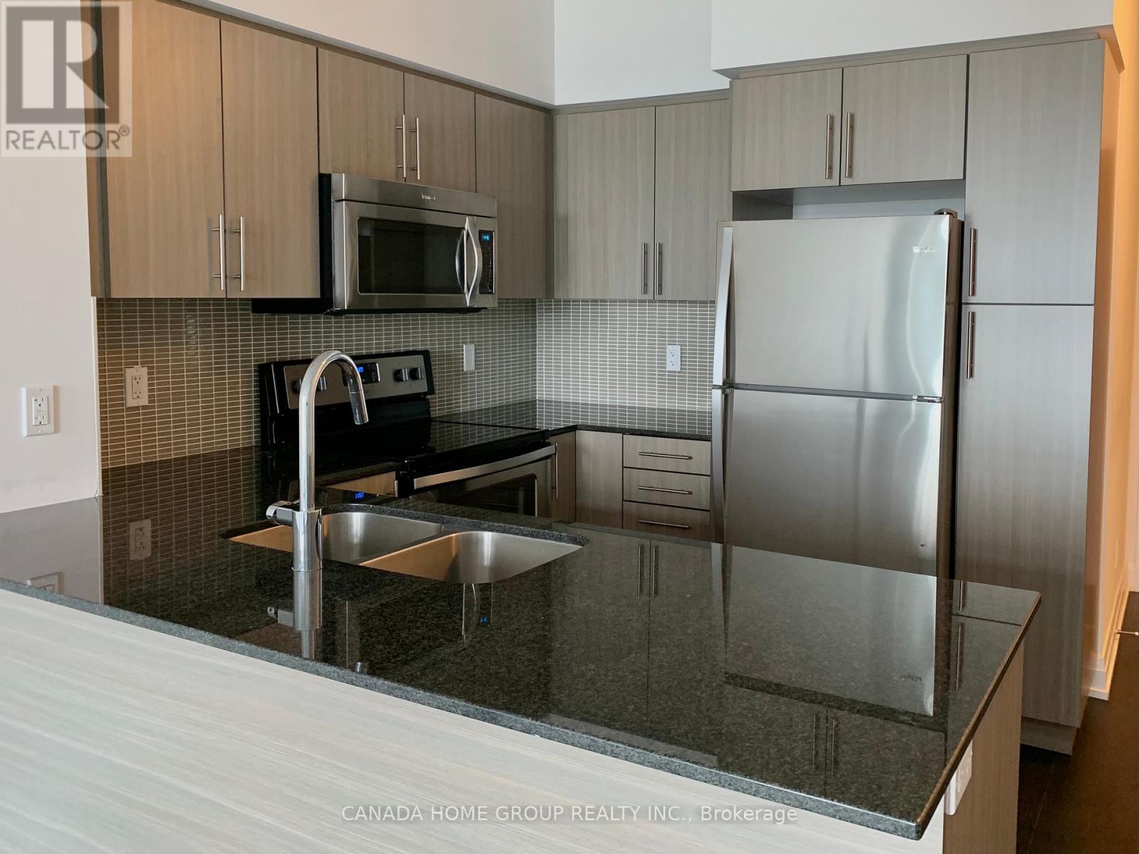 1410 - 65 Speers Road, Oakville, Ontario  L6K 0J1 - Photo 10 - W12394878