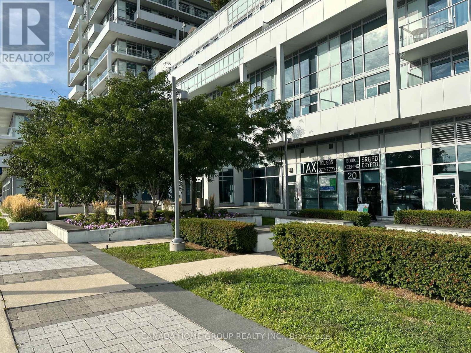 1410 - 65 Speers Road, Oakville, Ontario  L6K 0J1 - Photo 4 - W12394878