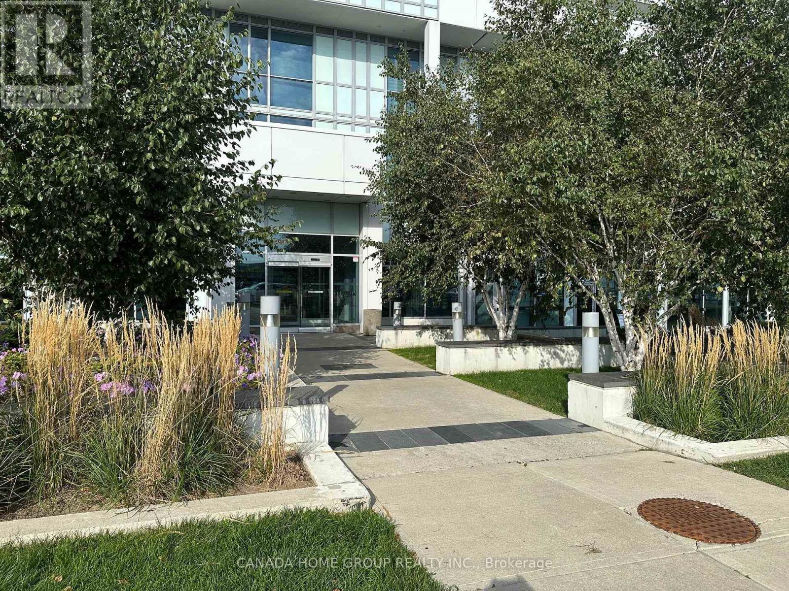 1410 - 65 Speers Road, Oakville, Ontario  L6K 0J1 - Photo 3 - W12394878