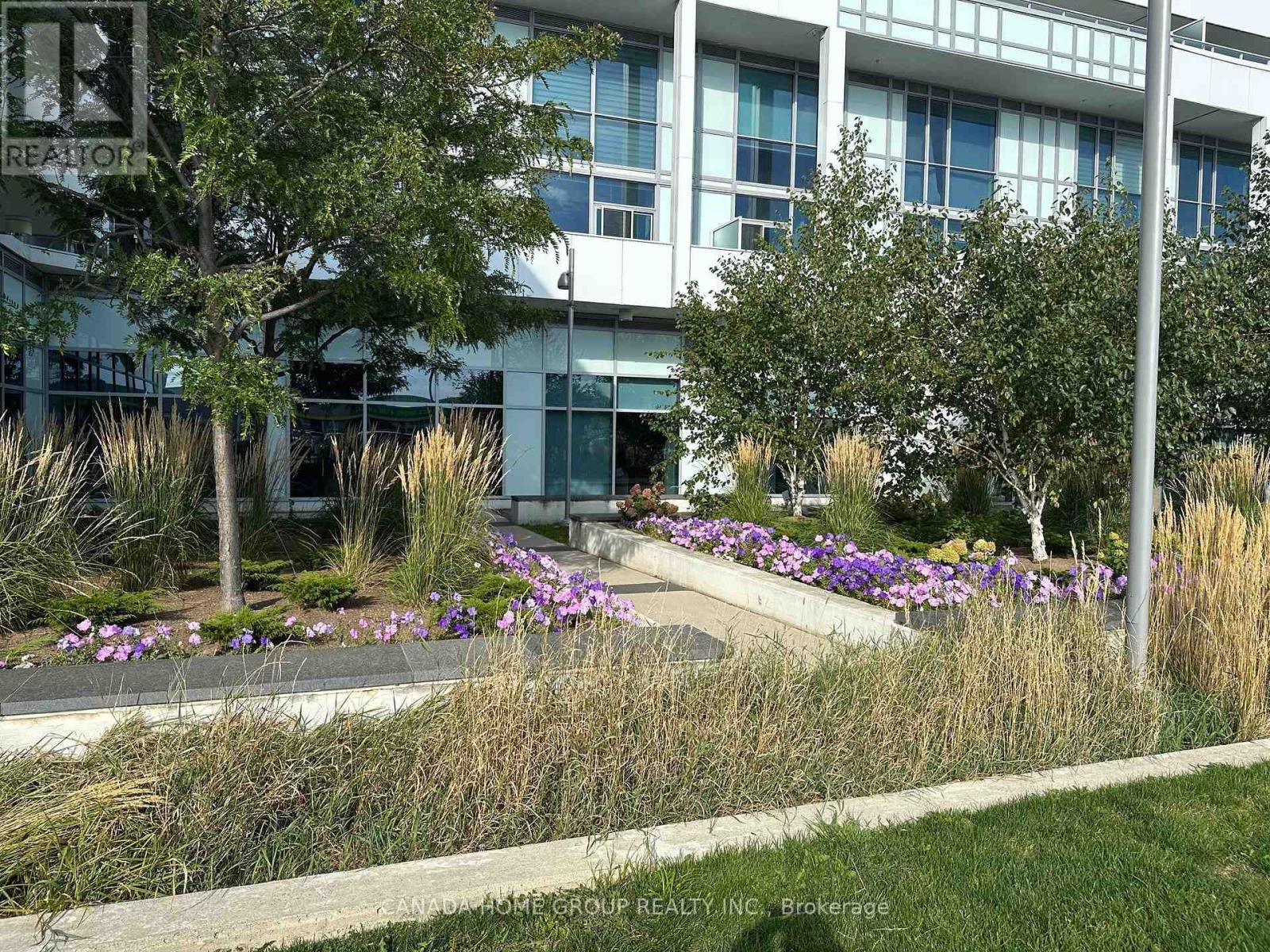 1410 - 65 Speers Road, Oakville, Ontario  L6K 0J1 - Photo 2 - W12394878