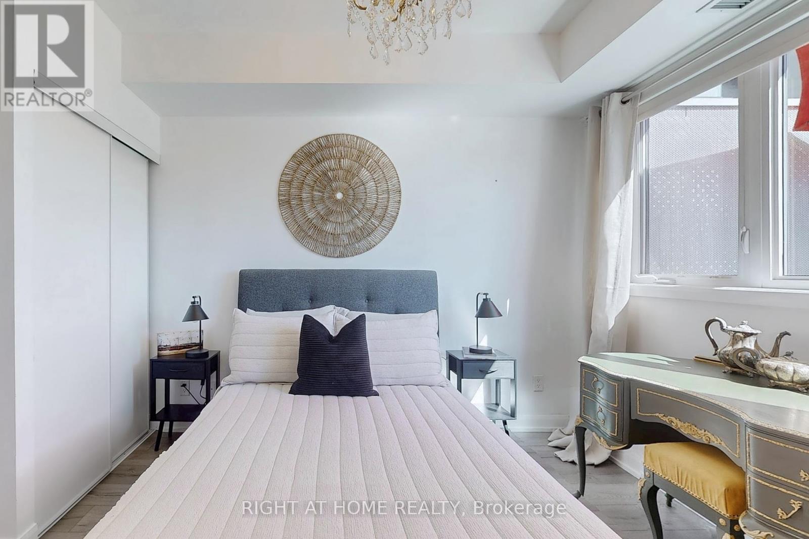 202 - 385 Osler Street, Toronto, Ontario  M6N 2Z4 - Photo 10 - W12395947
