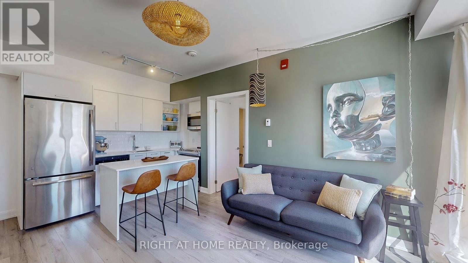 202 - 385 Osler Street, Toronto, Ontario  M6N 2Z4 - Photo 3 - W12395947